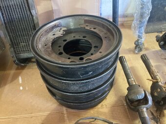 Gaz 69 - 11