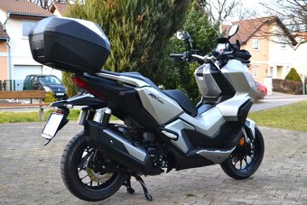 Prodám skútr Honda ADV-350, 129.900,-Kč - 11