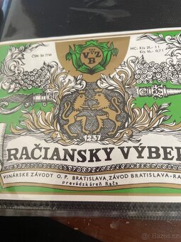 VINNÉ ETIKETY- cca 124 kusů - 11