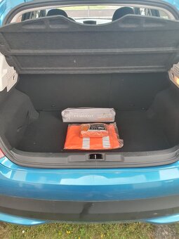 Peugeot 207 1.4 54kw r.v.2011 1.majitel Klimatizace - 11