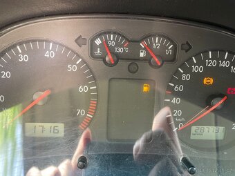 VW GOLF 4 1.6 SR r.v. 1998 - 11