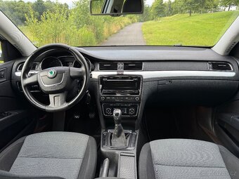 ŠKODA SUPERB II 2.0 TDI COMBI/ZÁRUKA/LETNÍ SLEVA - 11