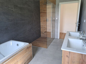 Novostavba moderního bungalovu 4+kk  - Svojetice - 11