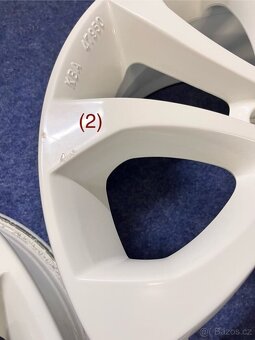 5x114,3 R17 originál alu Nissan Juke - ET 47 - 11