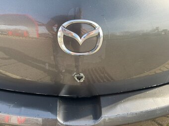 Mazda 3, 1.6 hatchback, benzínová verze (77 kW) - 11