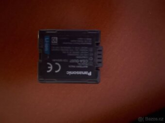 CANON UC 100, 8 mm Video Camcorder - 11