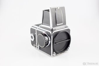 Hasselblad 500C/M chrome telo + WLF + kazeta 120 - 11