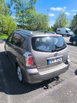Toyota Corolla Verso 2.2 D-4D, spotřeba 6,3 l, bez investic - 11
