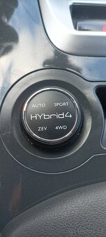 PEUGEOT 3008 2.0HDI 4X4 HYBRID 4 140KW 148000KM - 11