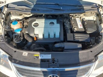 Volkswagen Touran 2.0 tdi, 103 kW, 7 míst, 05/2009 - 11