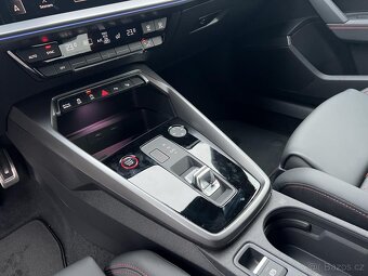 Audi RS 3 NOVÉ294kwHeadUpB&O, 22 km, cena s DPH - 11