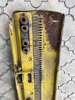 Zadní čelo Škoda 100 - 11