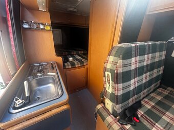 Obytný Fiat Ducato 2.3jtd, klima, ABS, tempomat, el.okna - 11