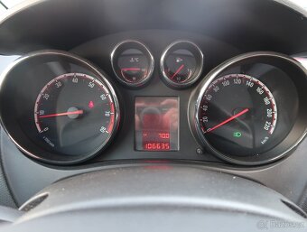 Opel Meriva 1.4 i, 2011, 106 617 km - 11