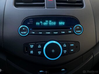 Chevrolet Spark 1.0L RV 2011 poškozaný - 11