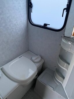 Karavan Adria Unica r.2002 Palandy - 11