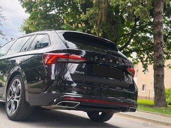 Škoda Octavia Combi 2.0 TSI RS DSG - 11