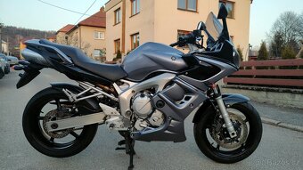Yamaha FZ6 Fazer - 11