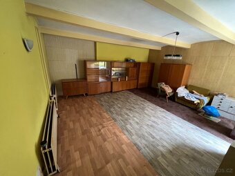 venkovský dům s prostornou stodolou - Záryby, Praha východ - 11