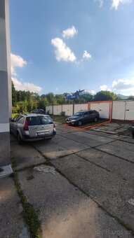 Byt 1+1 36m2 se zahradou a garáží - 11