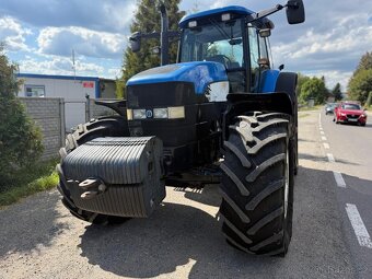 Zemědělský traktor New Holland TM 190, rok výroby 2006. Míst - 11