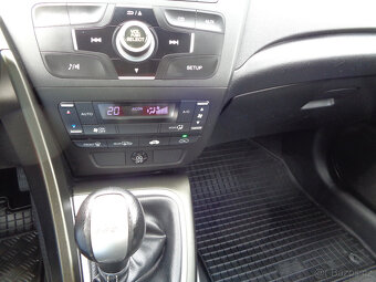 HONDA CIVIC 1.4 i-VTEC KOUPENO ČR,1.MAJITEL,SERVISKA - 11