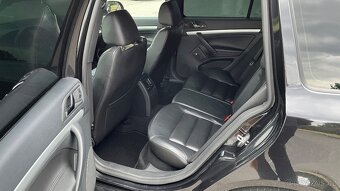 ŠKODA OCTAVIA 2.0TDI RS 125kW DSG COLUMBUS - 11