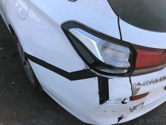 Hyundai I30 combi 1.4i POJÍZDNÉ 78000KM - 11