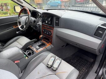Jeep Grand Cherokee WH OVERLAND 5.7L V8 HEMI LPG - 11