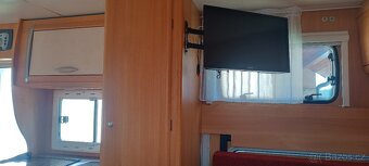 Predám autokaravan Ford chauson diesel 2.2 - 11