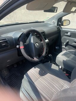 VW  Fox 1.2i, 40KW, Rok 2008. Najeto 160 tis km. Nová STK - 11