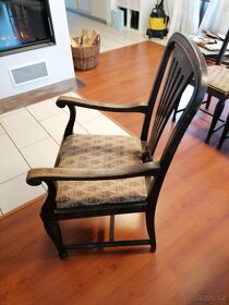 Prodám starožitný stůl se židlemi - 11