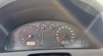 VW Transporter T5 1.9 77kw - 11