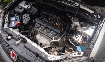 2004 Honda Civic Sport | 1.6L | 81kW | 140tkm - 11