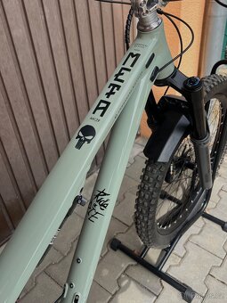 Commencal Meta - Custom build - 11