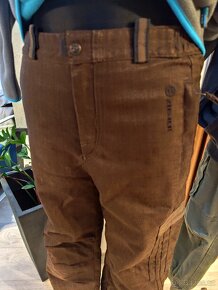 Hnědý lyžařský/snowboard set 12let - 11