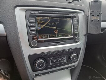 Škoda Octavia 2 RS Facelift, 2.0 TDI, 125 kW, CEGA, navi - 11