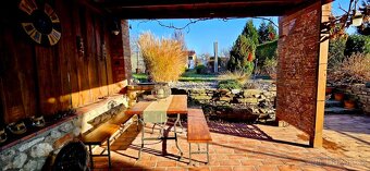 Pronájem 2kk s garáží, zahradou a zimní zahradou - 11