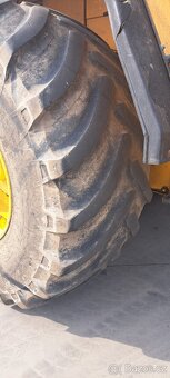 Nakladač VOLVO L180E rv 2002 - 11