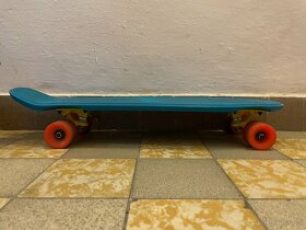 Pennyboard oxelo - dětský plastový skateboard - 11