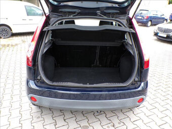 Ford Fiesta 1,3 i 1.MAJITEL,KLIMATIZACE - 11