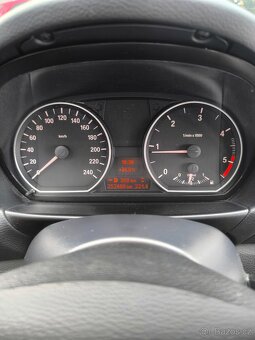 BMW 1 E87 116d 85kw 2011 - 11