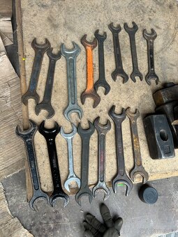 Palice železné 5kg a další - 11