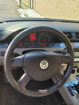 Volkswagen Passat - 11