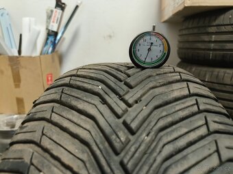 2x celoroční pneu Michelin 225/45R17 - 11