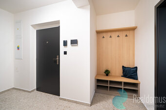 Pronájem nadstandardního bytu 2+kk, 57,6 m², B. Smetany, Čes - 11