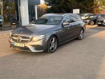 Mercedes-Benz E 220d AMG packet - 11