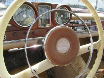 Mercedes Benz W111 220 SEB coupe, r.v.1963 - 11