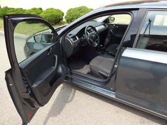 ŠKODA RAPID AMBIENTE 1.2 TSI 66 kW,r.v.2016,91 700 km - 11