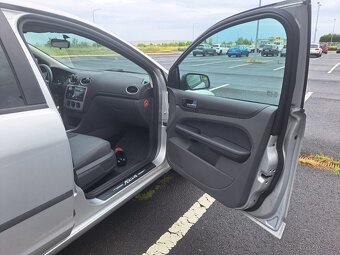 Fokus rok 2005, 1.6 benzín. 74KW. - 11